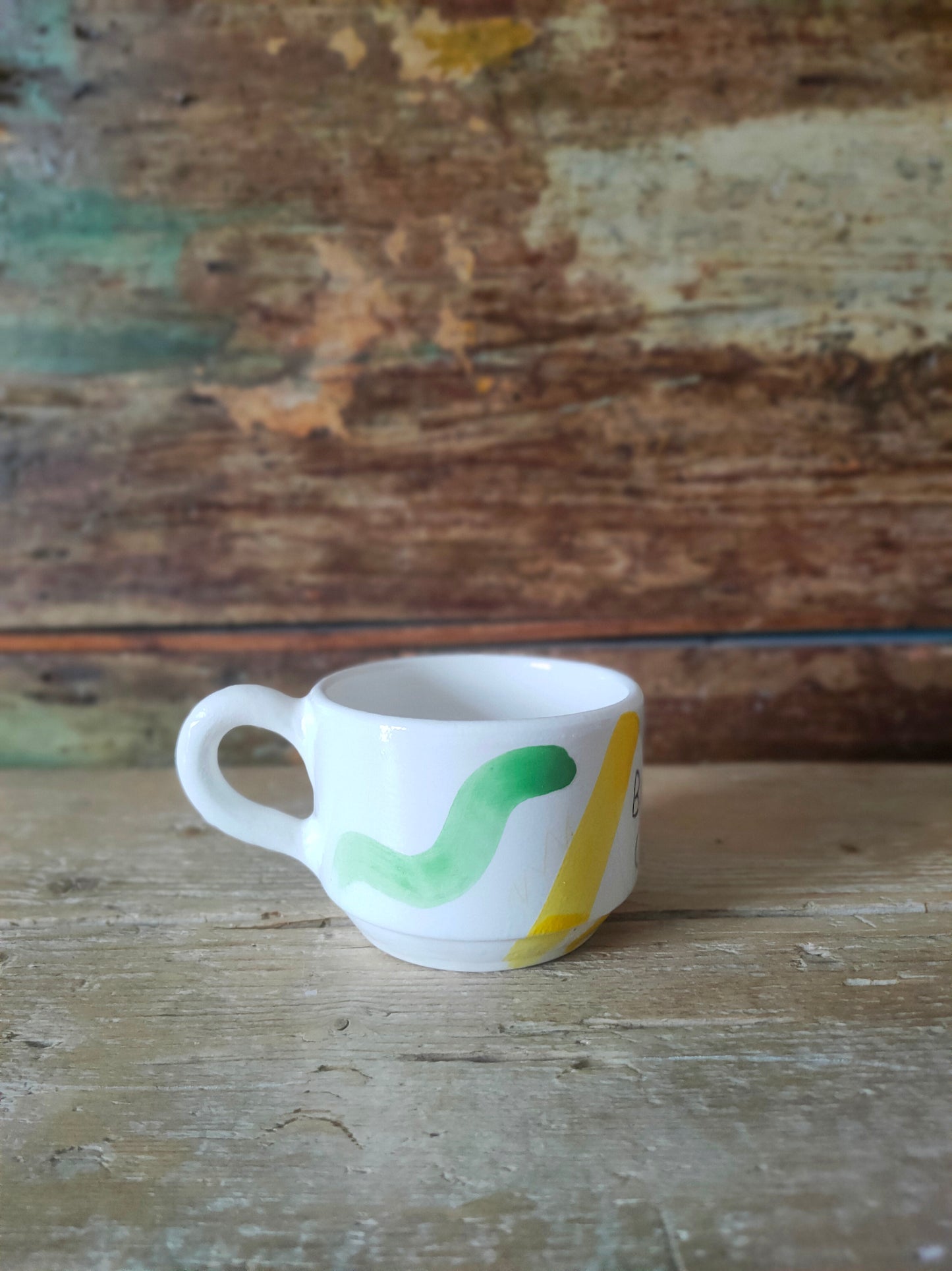 Tazza Cappuccio "Love Burns" Giallo e Verde.